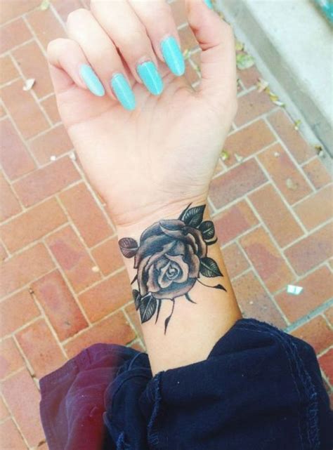 wrist rose tattoo designs